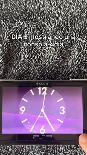 Día 3 de …. PSP GO, comenta que consola queres que subamos mañana #psp #retrogaming #playstation