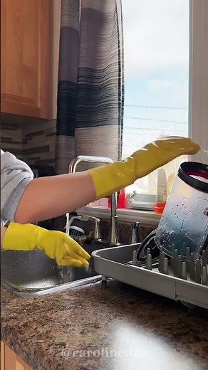 How to clean your Dyson V15 Absolute #cleaninghacks #cleaningtips #dyson #dysonv15 #cleaningvlog