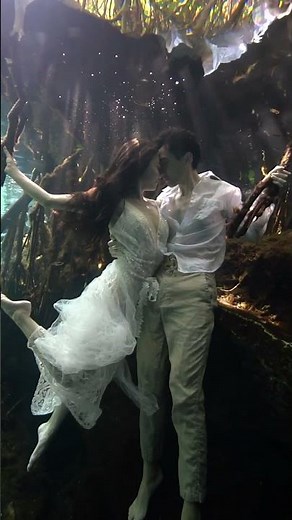 💖 This is what an ideal underwater date looks like!⁠