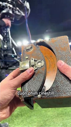 A modern stadium through the lens of a 130-year-old 😮