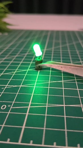 Aditya | "World’s Smallest LED Lamp 🔥 DIY #diy #diyproject #ledlamp #microproject #electronicsdiy #techreels #reelitfeelit #indiandiy... | Instagram