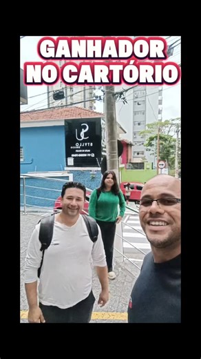 🎉 Mais uma conquista confirmada! Nosso ganhador da 33ª Edição levou a Scania 113 Top Line Azul e foi até o cartório para reconhecer firma e garantir oficialmente o prêmio! Aqui, tudo é feito com transparência e responsabilidade. 🚛📄 🎥 Vídeo gravado dia 25/02/2026. @garagetuning.gt #padraogarage #garagetuning #caminhoesqualificados #topline #scaniatrucks | Garage Tuning GT