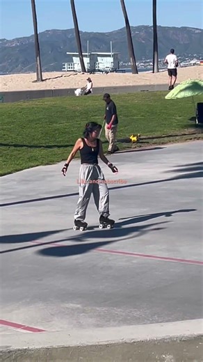 Skating girl and Also Sprach Zarathustra #deodato