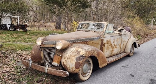Hoarder Kept Rare Chrysler Nobody Knew About. 70 Years Later, the Engine Fires Right Up