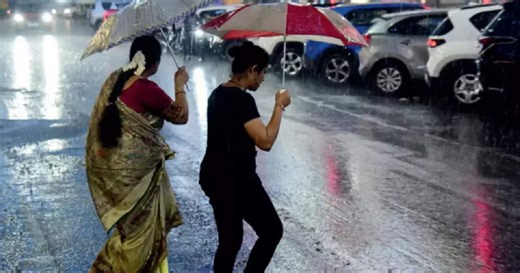 Kerala Weather: ഇടിമിന്നലും കാറ്റും തുടരും, വിവിധ ജില്ലകളിൽ ഇന്ന് രാവിലെയും ശക്തമായ മഴയ്ക്ക് സാധ്യത