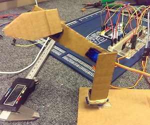 Simple Robotic Arm Out of Cardboard Pieces