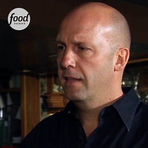 5M views · 67K reactions | "This has SCAM written all over it!" Are the staff of this restaurant running a charity con OR is it a real donation drive?  #MysteryDiners | Food Network UK | Facebook