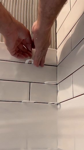 20K views · 640 reactions | How to get tighter corners with a raised subway tile? Scribe! Make the extra effort. . . . #tile #construction #explore #tools #handmade #diy #quality | parallelwesttile | Facebook