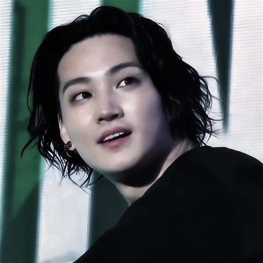 i lose everytime he smiles @JAY B @GOT7 OFFICIAL #jayb #jbgot7 #jaebeom #got7 #igot7