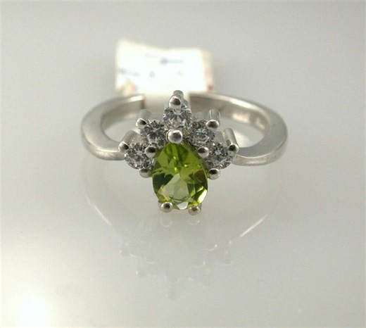 Peridot Crown Ring, Peridot Sterling Silver Ring, Halo Ring, Accented Ring, Engagement Ring, Promise Ring, August Birthstone Ring - Etsy