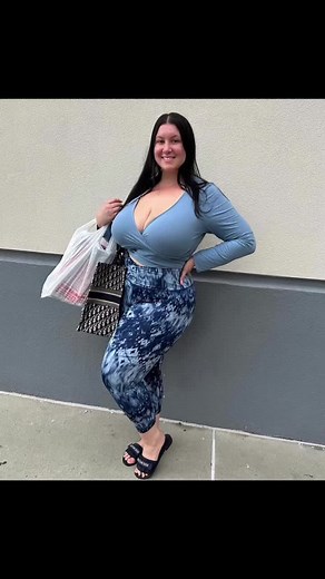 Courtney Toms296 (@courtneytoms296)’s videos with Mood Swings - Pop Smoke