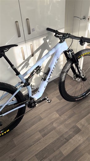 Specialized S-Works Epic 8 Flight Attendant SRAM AXS Maxxis Aspen Magura MT8 part 1