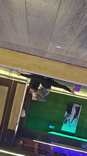 ‏#challenge #splitscreenchallenge #foryou #splits