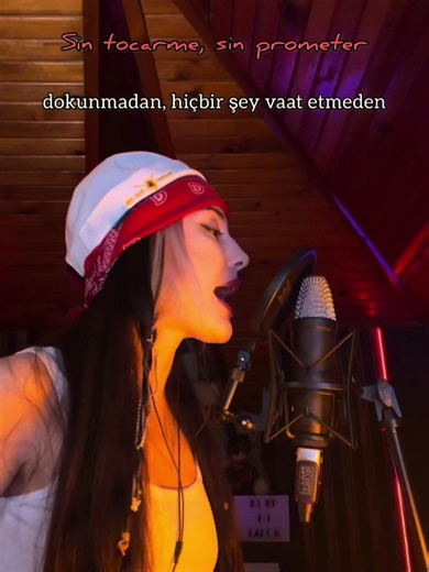 Discover the New CapCut Template: Red Light Effect