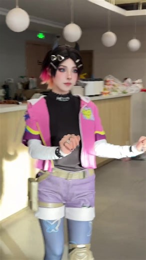 Clove Cosplay from Valorant: A Unforgettable Transformation