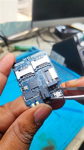 81K views · 2.2K reactions | বার্টন ফোন Full Short কোন কোন Parts থেকে হয়ে থাকে পুরোটা এই ভিডিওতে জেনে নিন || #viralreelsvideo #mobilerepairing #mobileservicing #mobilerepair #kushtia | Gsm Technician Ashraf | Facebook