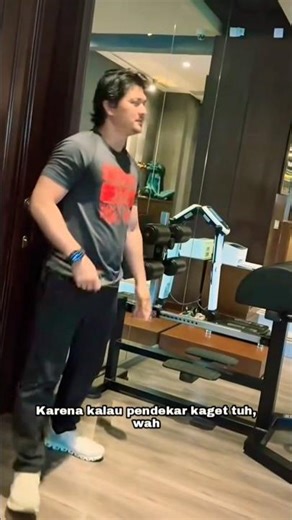 Iko Uwais is shocked!! 😆🤣🤭 #entertainment #film #funny #ikouwais #memes #movie #prank