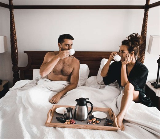 What do the bride and groom do after the wedding | Honestweddingadvice.com