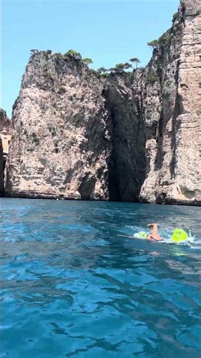 Sai da cosa ha origine il mito della montagna spaccata di Gaeta?