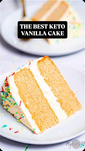 This keto vanilla cake is one of my go-to desserts. It’s soft, fluffy, and so easy to make with just a few basic ingredients. I love making this when I’m short on time or not sure what flavors everyone will like. Vanilla is always a safe choice, and it works perfectly for birthdays, family get-togethers, or any last-minute dessert. Each slice has only 7g net carbs, so it fits right into a low-carb lifestyle without giving up flavor. You can find the full recipe on my blog 💛 #ketovanillacake #lo