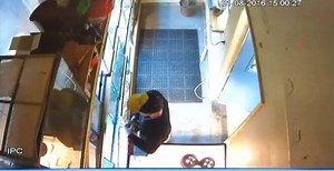 35 reactions · 30 shares | YES...You did just watch a man put a SNAKE...