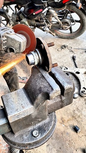 548K views · 2.8K reactions | Stuck Wheel Bearing inner Cone Removing! #stuckwheelbearing #wheelbearing #bearingcone #rxmechanic #fblifestyle | Rx Mechanic | Facebook