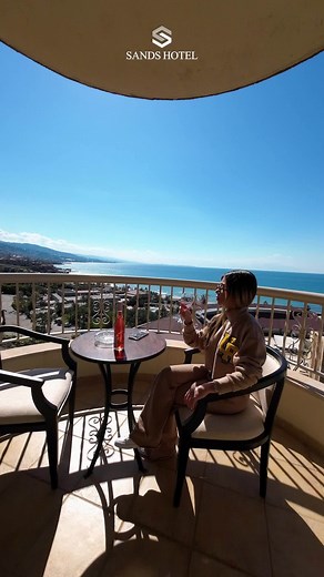 ✨ Why guests fall in love with Sands Hotel: 1️⃣ Panoramic sea views from every room 2️⃣ Steps away from the historic Byblos Castle 3️⃣ Delicious on-site dining 4️⃣ Friendly & welcoming staff 5️⃣ A vibe that feels like home #SandsHotelByblos #ByblosLebanon #LebanonTravel #SeasideEscape #hotelinlebanon #besthotel #lebanon | Sands Hotel
