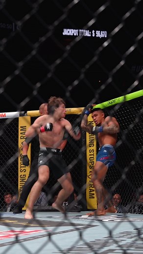 Luke Riley gets the first round finish! 👊 #UFC329 #ufc #mma #lukeriley LIVE NOW on @Paramount