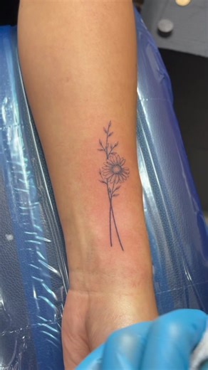 Beautiful Daisy Flower Tattoo Designs