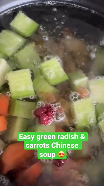 Delicious Cantonese Green Radish and Carrots Soup Recipe