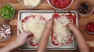 9.8K views · 117 reactions | Easy Pizza Here’s what you will need:...