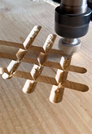 Creating Satisfying Wood Art: A DIY ASMR Experience