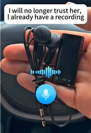 Compact Voice Recorder: Silent and Efficient Recording