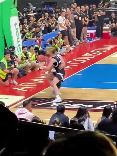 WNBA Star Outplayed by High Schooler