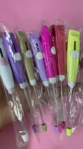 #beadablepens #pen #pencil #diypens #stationery #metalpens #beadable #diy #fyp #glitterpens #keychainpens #diyproject #keychains #badge