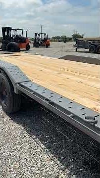 DO WORK with the ALL-NEW Diamond C HXD Equipment Trailer