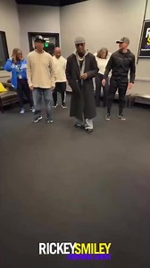 NE-YO’s new background dancers: The #RickeySmileyMorningShow producers!! 😂😂😂 | Rickey Smiley