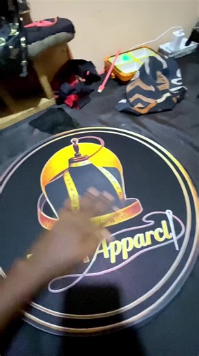 Creative Fashion Studio Wall Logo Design