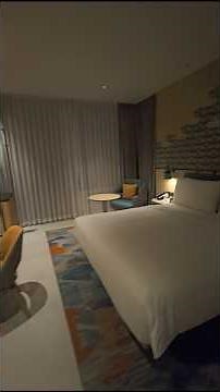 Staying at Holiday Inn Pattaya 🏨 | Full Hotel Review & Room Tour #travelvlog #thailandbeach