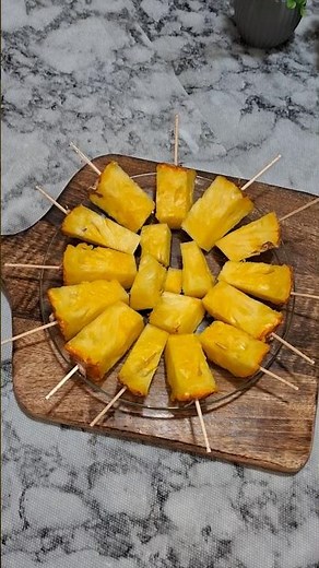 🍍 How to Cut a Pineapple Like a Pro | Easy & Satisfying Pineapple Cutting #khanacraze #shortsfeed