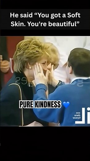 Princess Diana 🥰A Beautiful Moment of Kindness You Must See #diana #princess #vs #royalfashion