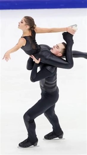 Georgy Kunitsa and Aliona kostornaia best figure skating performance