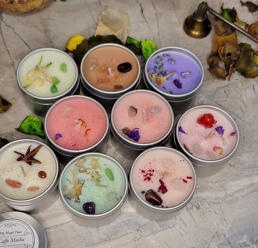 Crystal Intention Soy Candle – Hand Poured | Dried Flowers and Crystals | Meditation & Ritual Candle | 2oz Mini Gift - Etsy