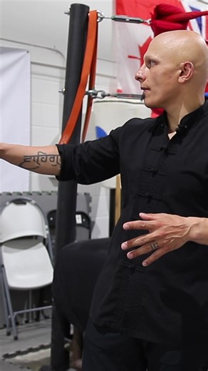 Chi Sau Does Not Work! Sifu Singh talks about why Chi Sau does not work for most people in live situations. #budobrothers #martialarts #jkd #jeetkunedo #kungfu #wingchun #chisau #karate | Budo Brothers