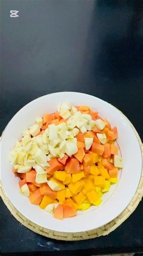 Refreshing Tropical Fruit Salad 🍍🥭🍌 | Easy Homemade Recipe #Shorts