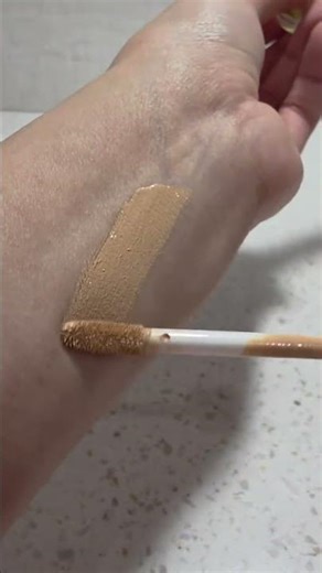 NYX Wonder snatch concealer