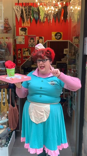 Pin up Coffee on Instagram: "A la tarde cerramos!!!"