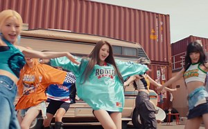 fromis_9--'Supersonic' Official MV