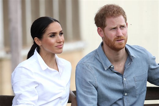 Body Language Expert Struggles to Believe Meghan Markle and Prince Harry's Stories About Meghan Meeting Royals