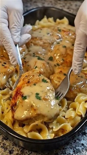 Crockpot Chicken and Gravy #easyrecipes #elisedeliciousbites #cooking #recipe #food #easydinnerideas